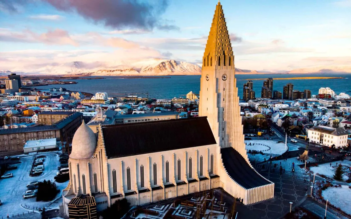 Iceland Country - Iceland work visa Requirement - Prabvisa.com